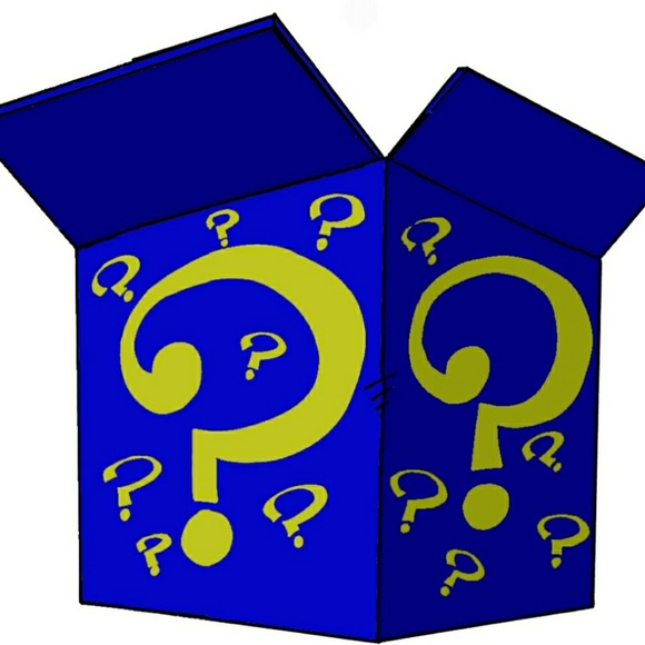 Other - 🔴Mystery Box: 3 Men's T-shirts. Various sizes.